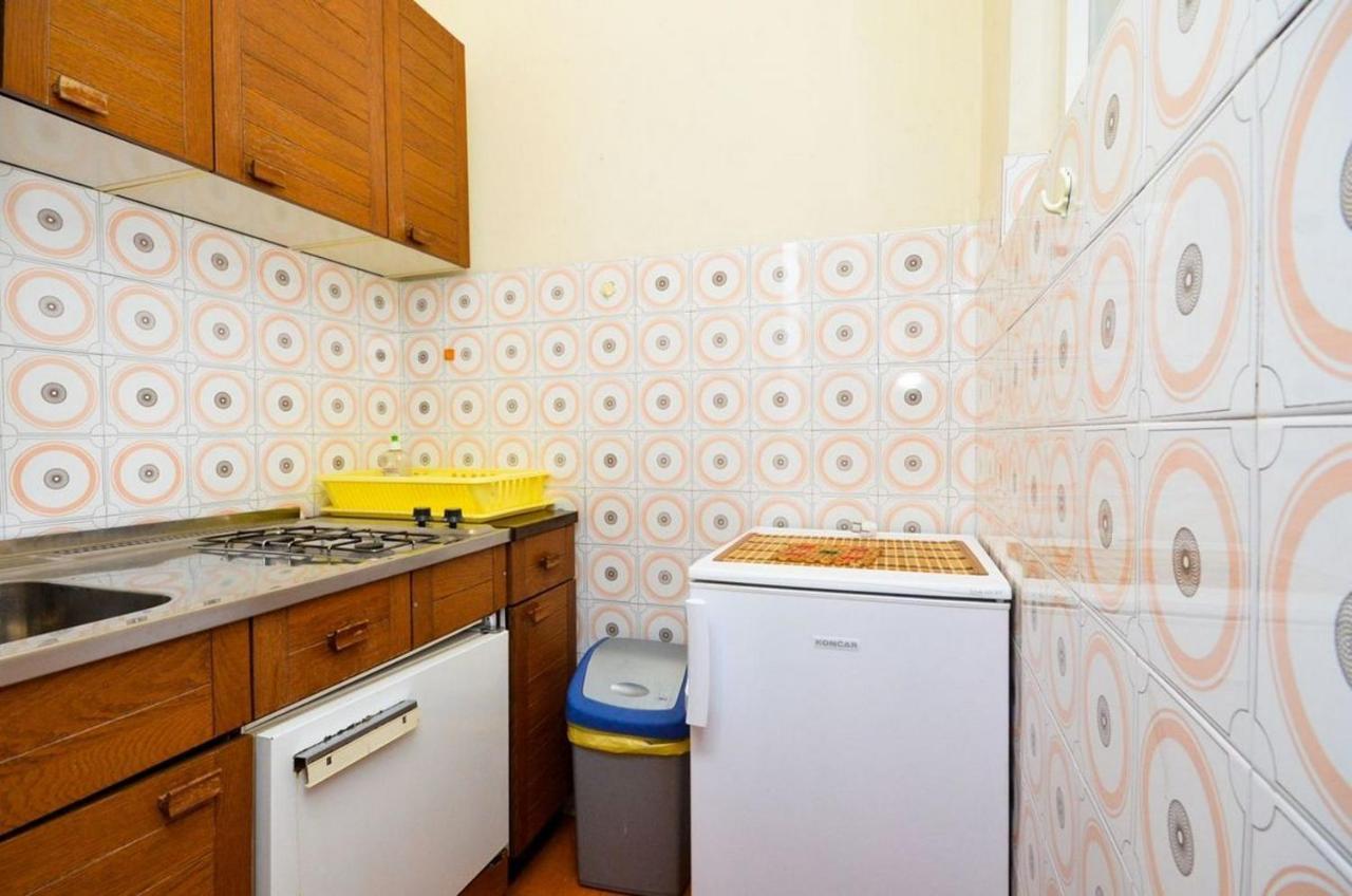 Apartment And Rooms Biserka Novalja Luaran gambar
